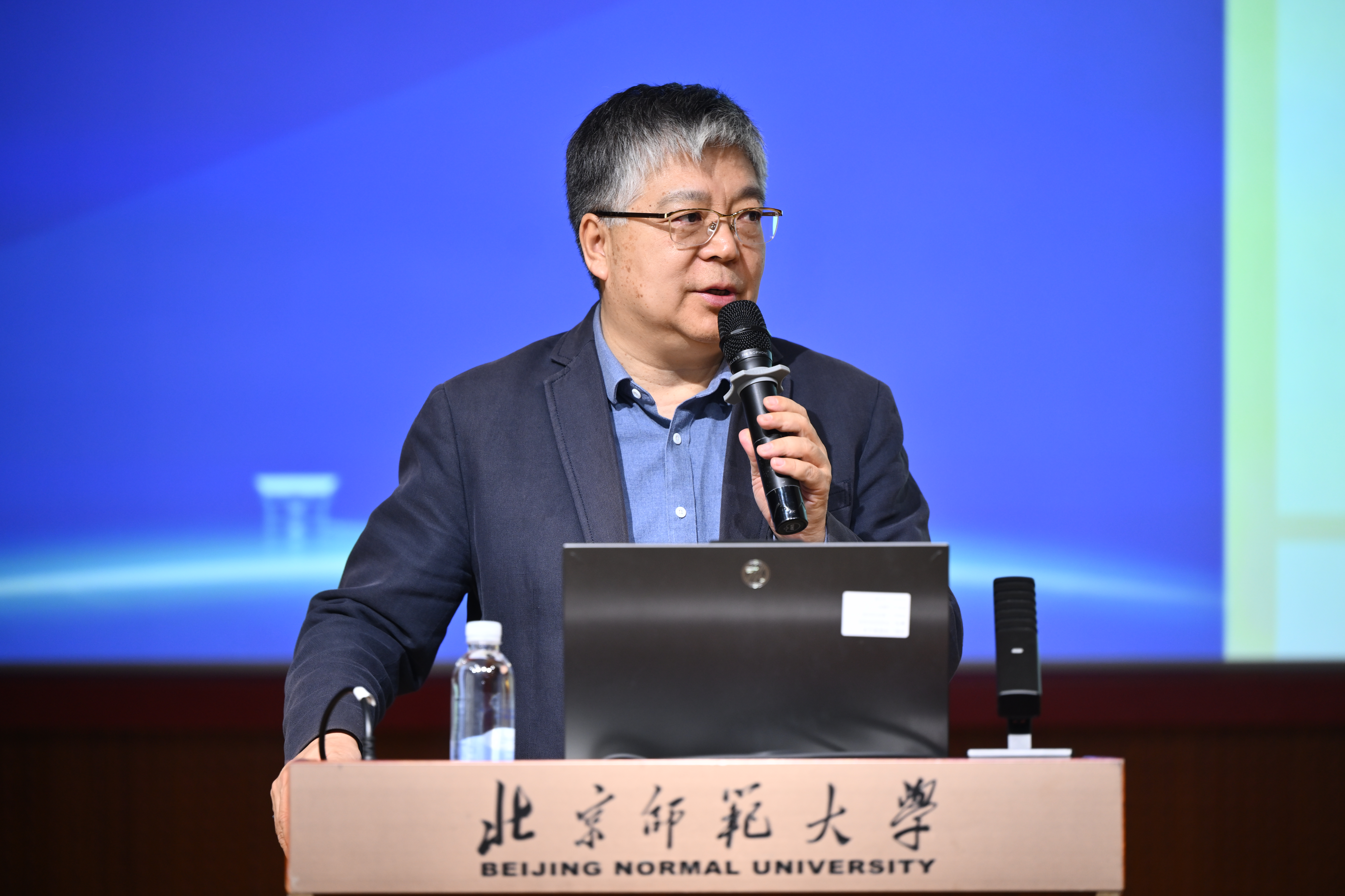 封面照.JPG